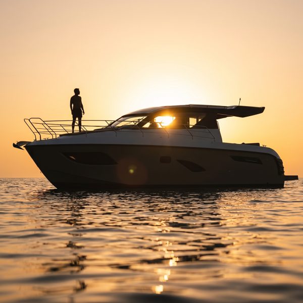P 600x600